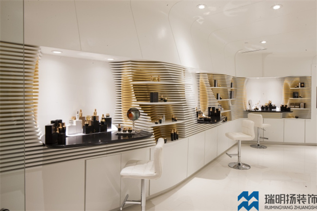 RAJEUNIR化妝品專(zhuān)賣(mài)店